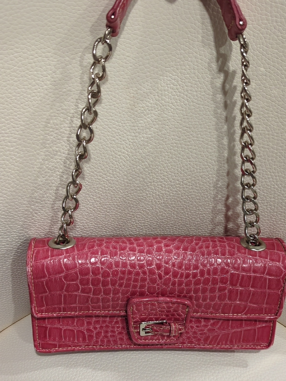 Liz Claiborne Vintage Hot Pink Croc-Embossed Shoulder Bag with Silver Chain